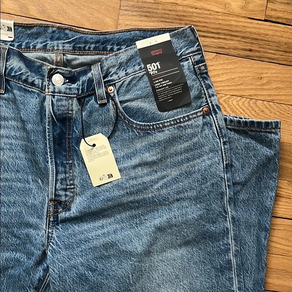 Levi's 501 90’s Women’s Jeans 31x30 - Picture 3 of 7